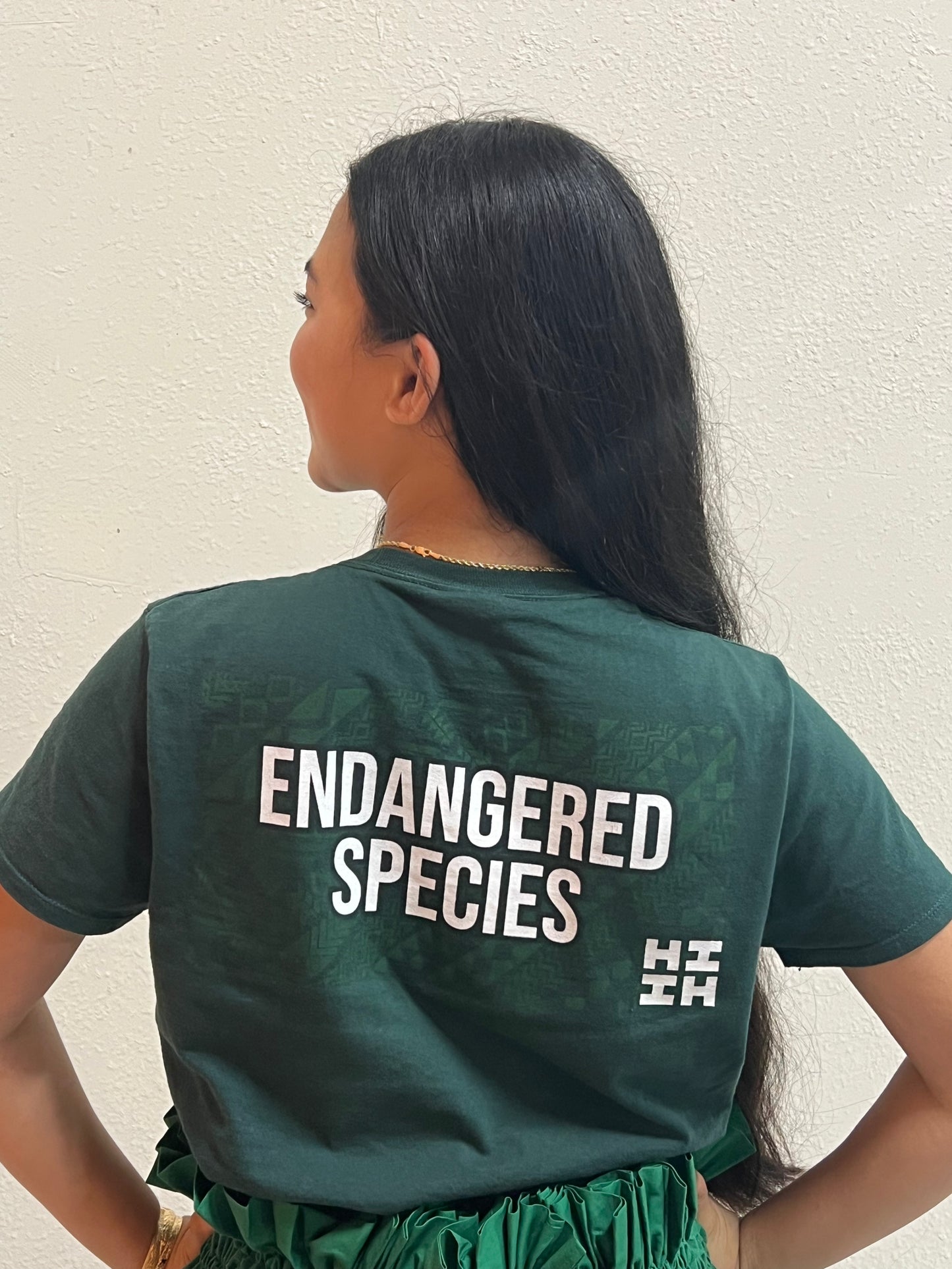 KHOOL OHE KAPALA T-SHIRTS: GREEN